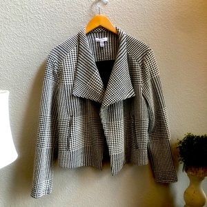 Calvin Klein black and white jacket size large